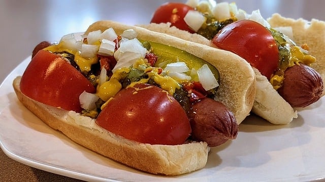 Can Dogs Eat Hotdogs 1